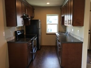 Junett St Townhouses in Tacoma, WA - Building Photo - Interior Photo