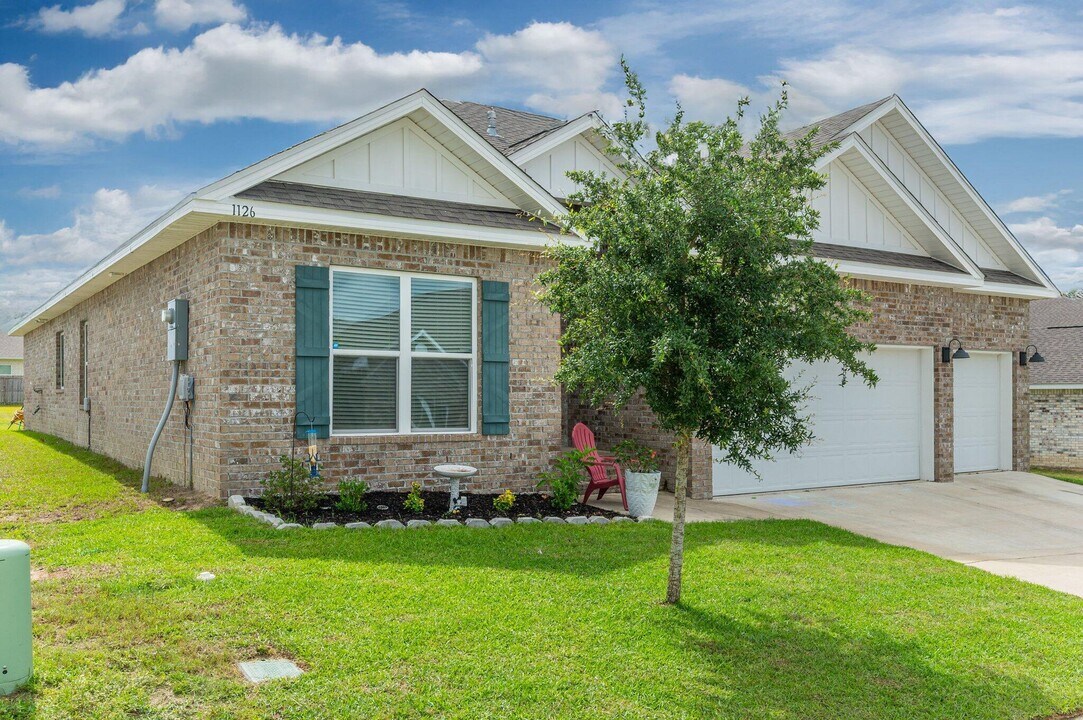 1126 Valor Walk in Crestview, FL - Building Photo
