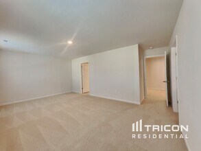 141 Chapel Dr in Fuquay Varina, NC - Building Photo - Building Photo