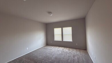 21143 Waze Lewis Dr in Roman Forest, TX - Building Photo - Building Photo