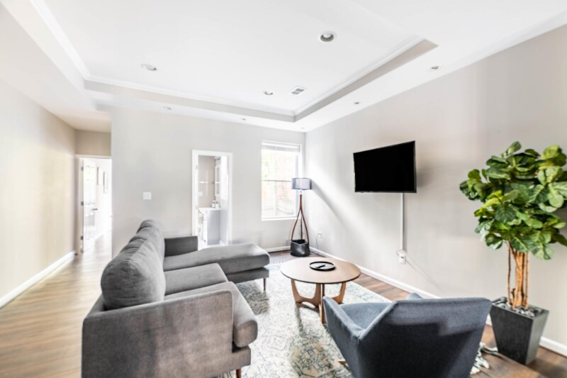 1330 Fairmont St NW, Unit 1 in Washington, DC - Building Photo