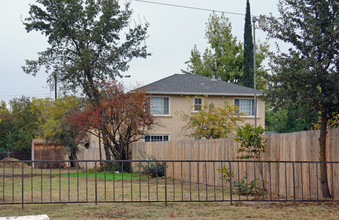 3122 Callecita St in Sacramento, CA - Building Photo - Building Photo