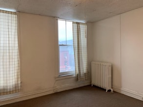 204 Washington Ave in Albany, NY - Building Photo - Building Photo