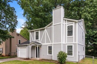 5438 Farmview Close in Stone Mountain, GA - Building Photo - Building Photo