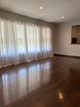 851 N Northwest Hwy, Unit 2 in Park Ridge, IL - Building Photo - Building Photo
