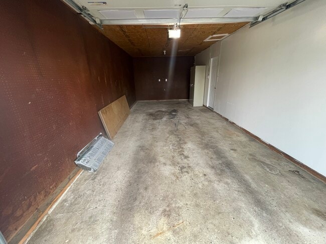 16 Slate Hill Rd in Camp Hill, PA - Foto de edificio - Building Photo