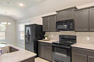 1412 Wright St in Greenville, TX - Building Photo - Building Photo