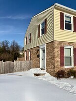 12 Congaree Ct in Nottingham, MD - Building Photo