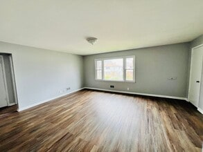 5851 N 61st St in Milwaukee, WI - Building Photo - Building Photo