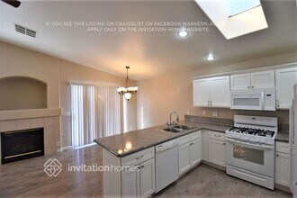 171 Lovett Rd in Henderson, NV - Building Photo - Building Photo