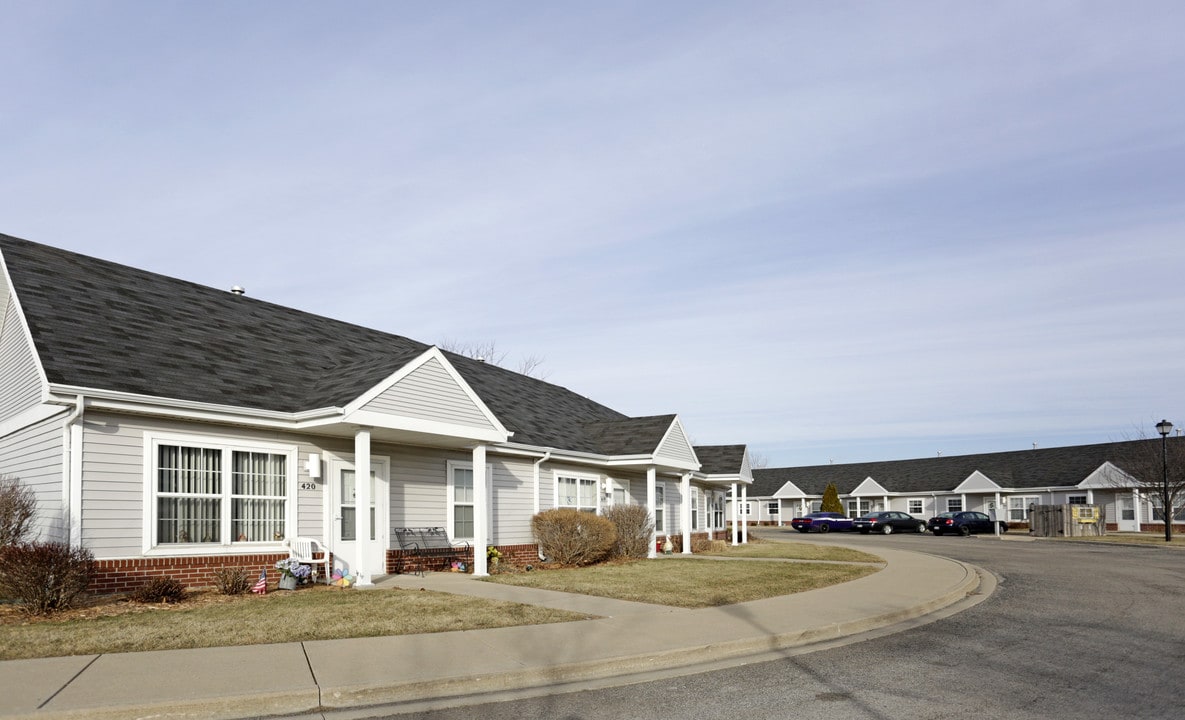 Ottawa Senior Apartments in Ottawa, IL - Building Photo