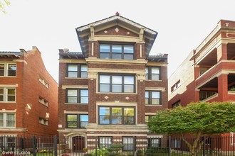 Seelos House in Chicago, IL - Building Photo - Other