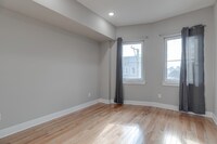 2111 Master St photo'