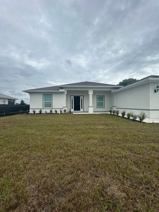 1815 NW 2nd Pl in Cape Coral, FL - Building Photo