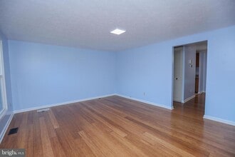 4328 Hallfield Manor Dr in Perry Hall, MD - Building Photo - Building Photo