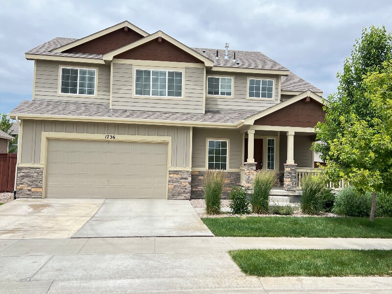 1736 Country Sun Dr in Windsor, CO - Building Photo