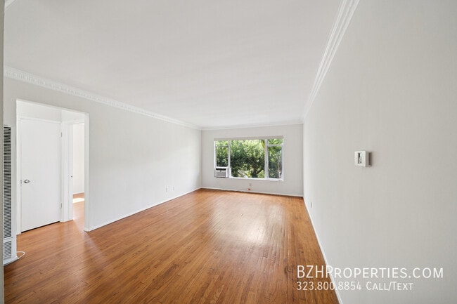 property at 1306 Havenhurst Dr