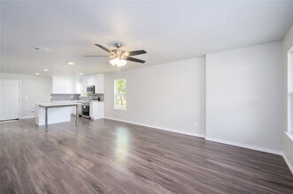 103 3rd St in Celeste, TX - Building Photo - Building Photo