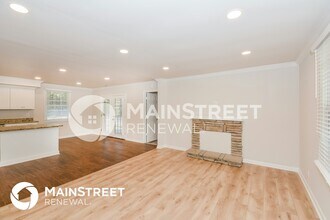 304 Matterhorn Dr in Old Hickory, TN - Building Photo - Building Photo