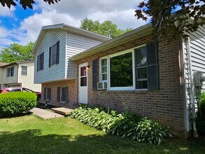 100 Kuhns Ln in State College, PA - Building Photo - Building Photo