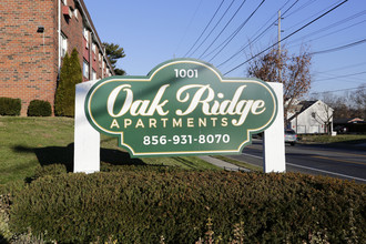 OAK RIDGE APARTMENTS, LLC in Runnemede, NJ - Building Photo - Building Photo