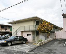 1711 Kaluhikai Ln Apartments