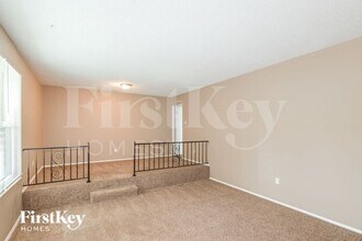 6219 Silver Fox Dr in Florissant, MO - Building Photo - Building Photo