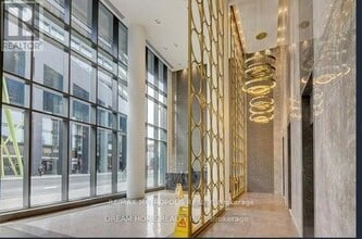 330 Richmond St W in Toronto, ON - Building Photo - Building Photo