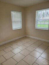 204 Holmes Dr in Pensacola, FL - Building Photo - Building Photo