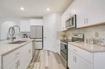 1519 Jadewood Way in Kissimmee, FL - Building Photo - Building Photo