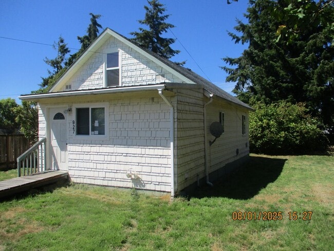 927 W Schley St in Aberdeen, WA - Building Photo - Building Photo