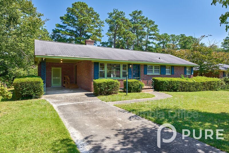 5912 Barksdale Dr in Columbia, SC - Building Photo