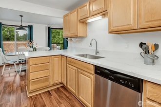921 Pershing Ave in Bremerton, WA - Building Photo - Building Photo