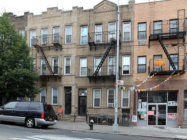 5909 7th Ave in Brooklyn, NY - Foto de edificio - Building Photo