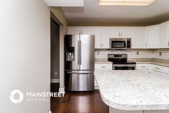 7510 Hubbard Woods Rd in Charlotte, NC - Foto de edificio - Building Photo