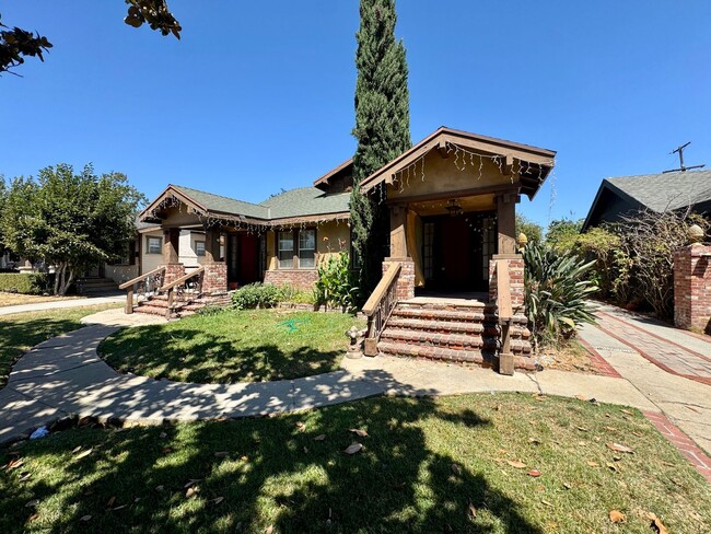 property at 20 N Vega St