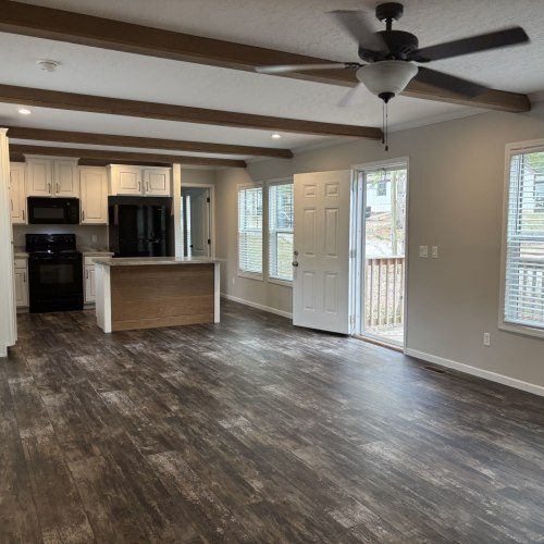 105 Andrew Ave in Troy, AL - Building Photo