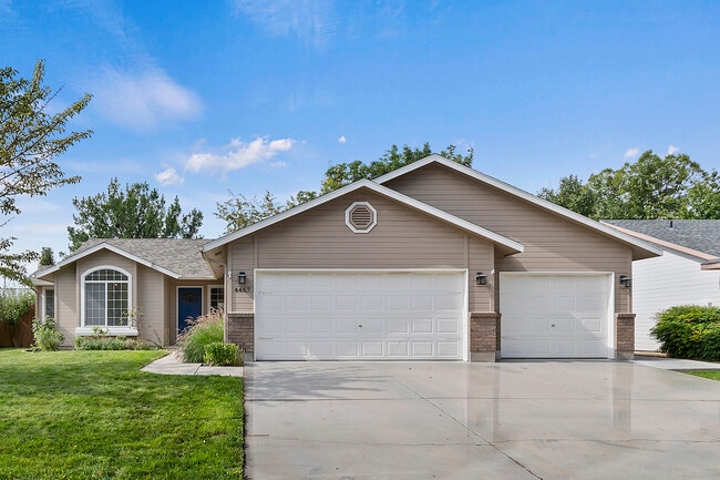 4467 S Falconrest Way