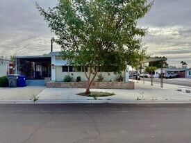 32420 Sonoma Cir in Thousand Palms, CA - Building Photo