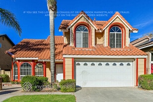 20325 Calhaven Dr in Santa Clarita, CA - Building Photo