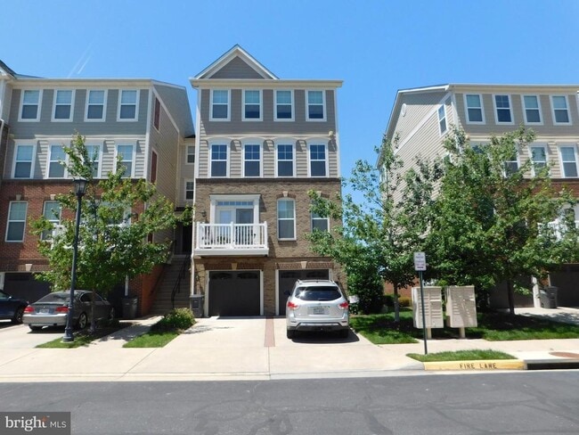 property at 43389 Town Gate Square
