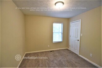 5245 Hillcrest Glenn Dr in Sugar Hill, GA - Building Photo - Building Photo