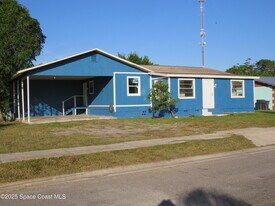 1690 Elizabeth Ave in Titusville, FL - Building Photo