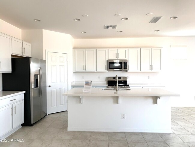 10865 E Tiburon Ave in Mesa, AZ - Building Photo - Building Photo