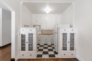 2610-18 Fremont Ave S in Minneapolis, MN - Building Photo