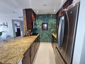 3545 NE 167th St, Unit 404 in Miami, FL - Building Photo - Building Photo