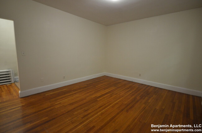 50 Lancaster Ter, Unit 1 in Brookline, MA - Building Photo - Building Photo