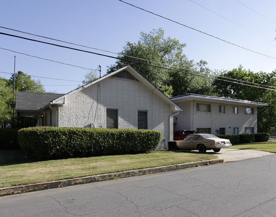 3724 Myrtle St in College Park, GA - Building Photo