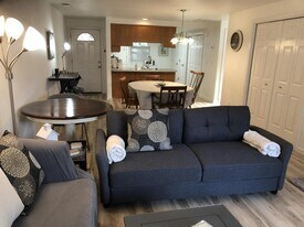 525 Primrose Dr in Central Point, OR - Building Photo