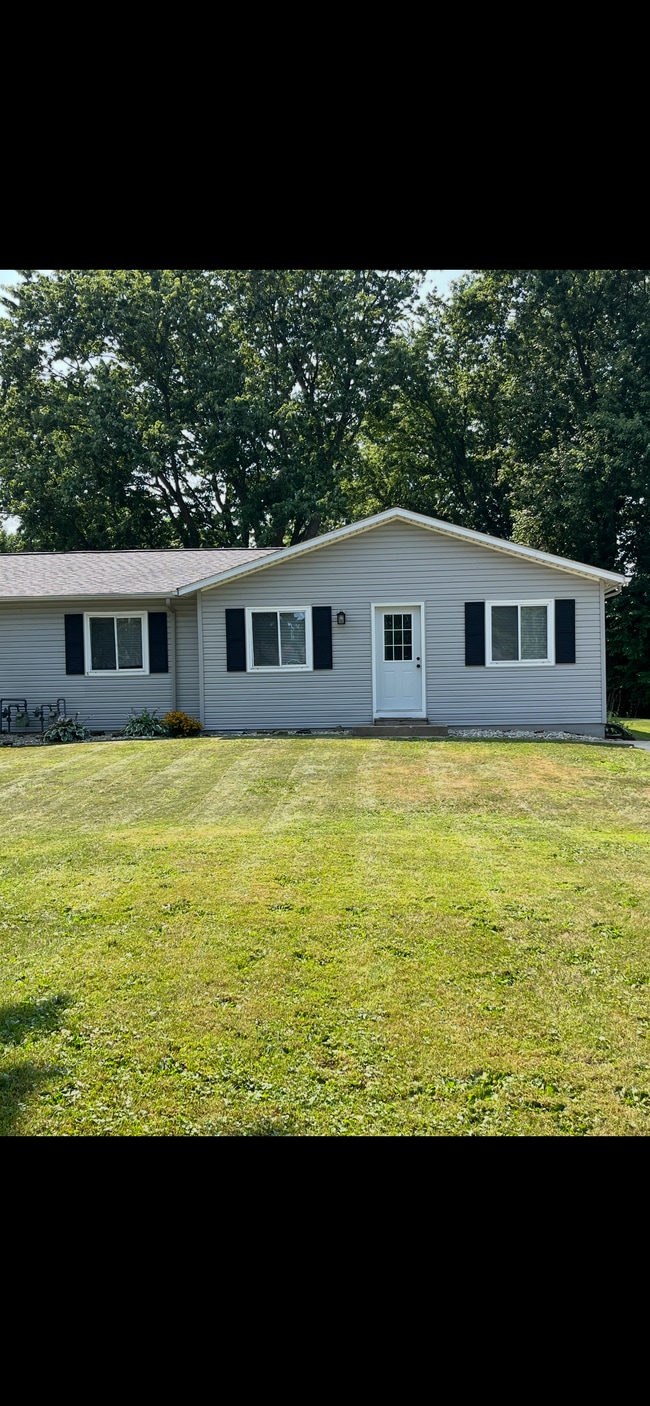 property at 185 Meadows Dr